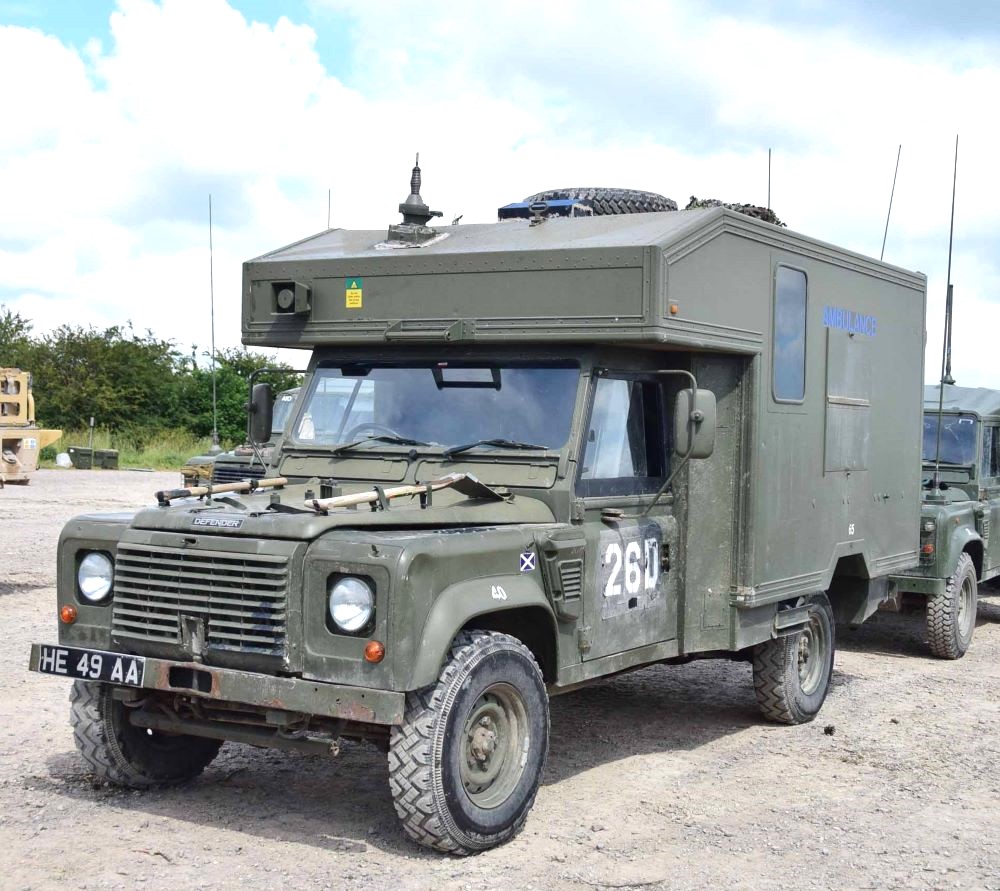 WarWheels Net Land Rover Defender 130 Pulse Field Ambulance Photos